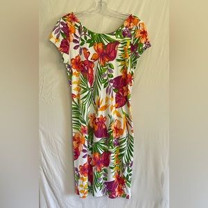 TOMMY BAHAMA- jersey floral dress- size M- Retails $130